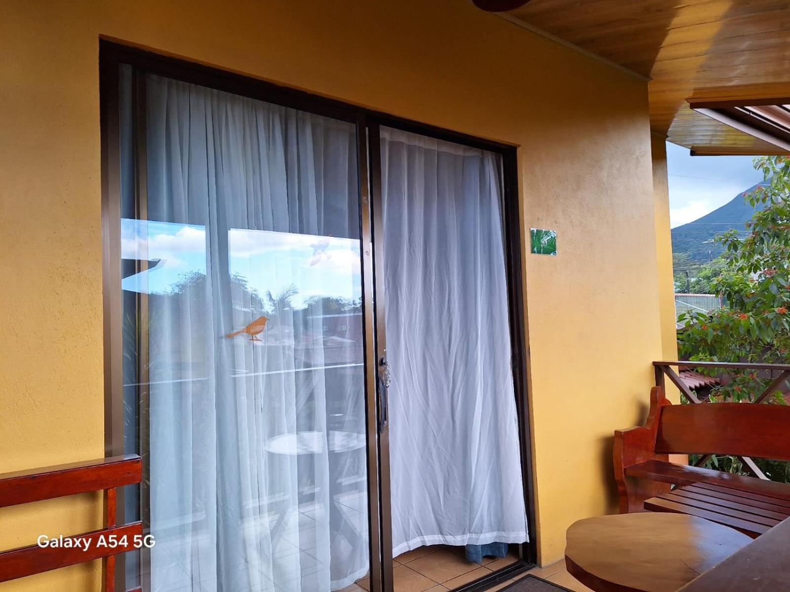 Iris Arenal Hotel La Fortuna Екстериор снимка