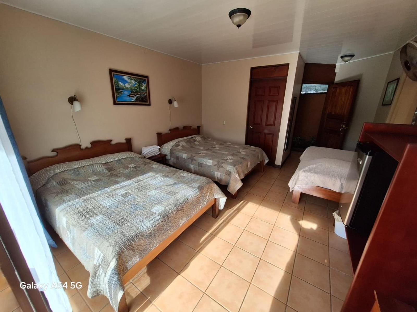 Iris Arenal Hotel La Fortuna Екстериор снимка
