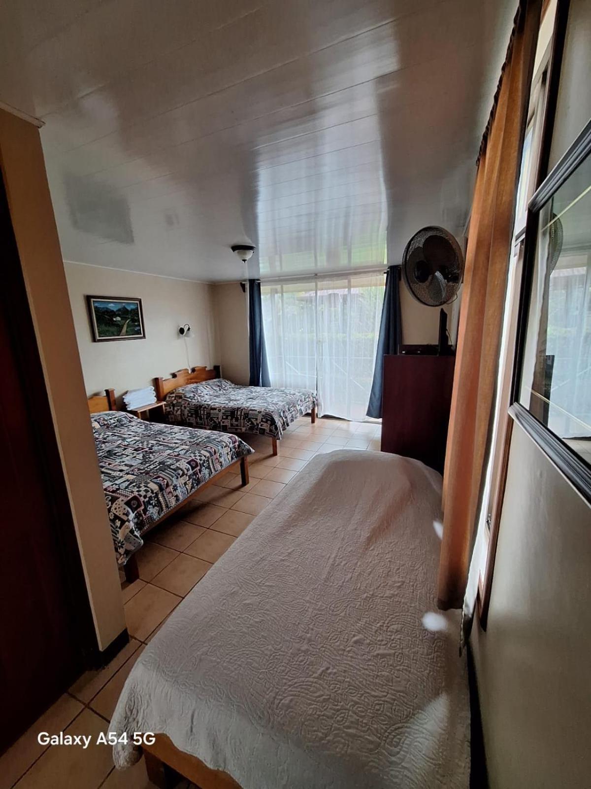 Iris Arenal Hotel La Fortuna Екстериор снимка