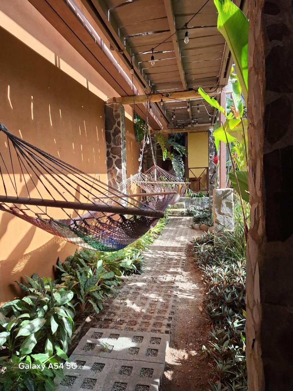 Iris Arenal Hotel La Fortuna Екстериор снимка