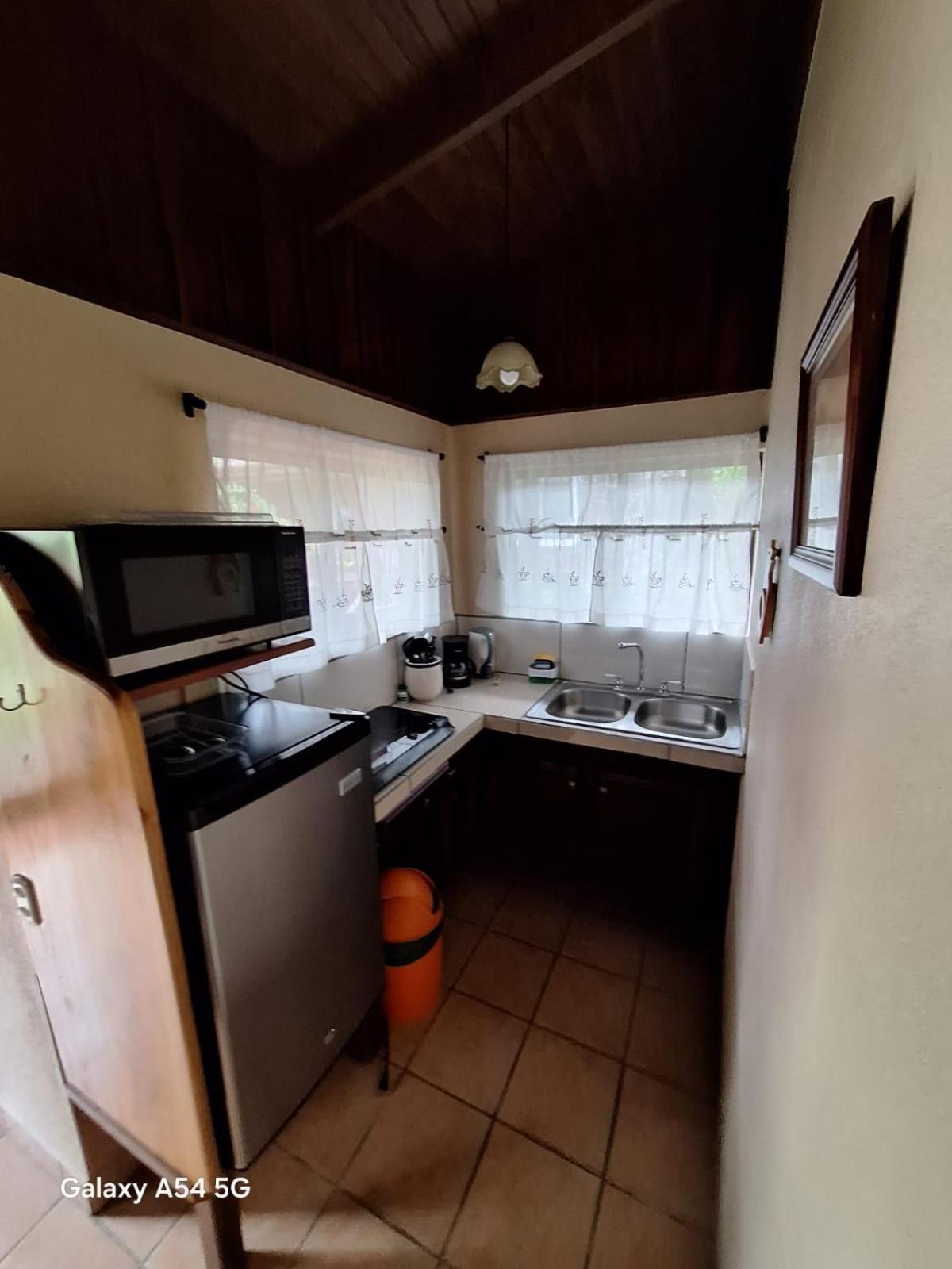 Iris Arenal Hotel La Fortuna Екстериор снимка