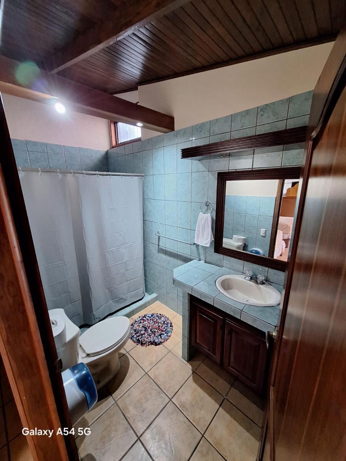 Iris Arenal Hotel La Fortuna Екстериор снимка